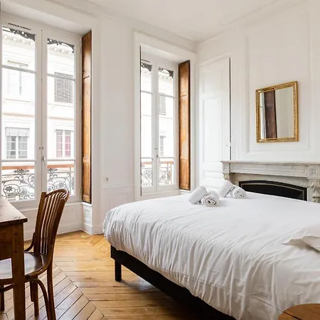 Dify Castries Quartier Ainay Apartment Lyon Exterior photo